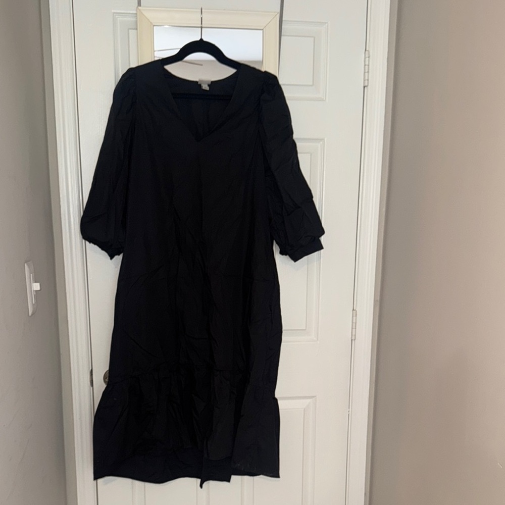 Elegant Black Dress